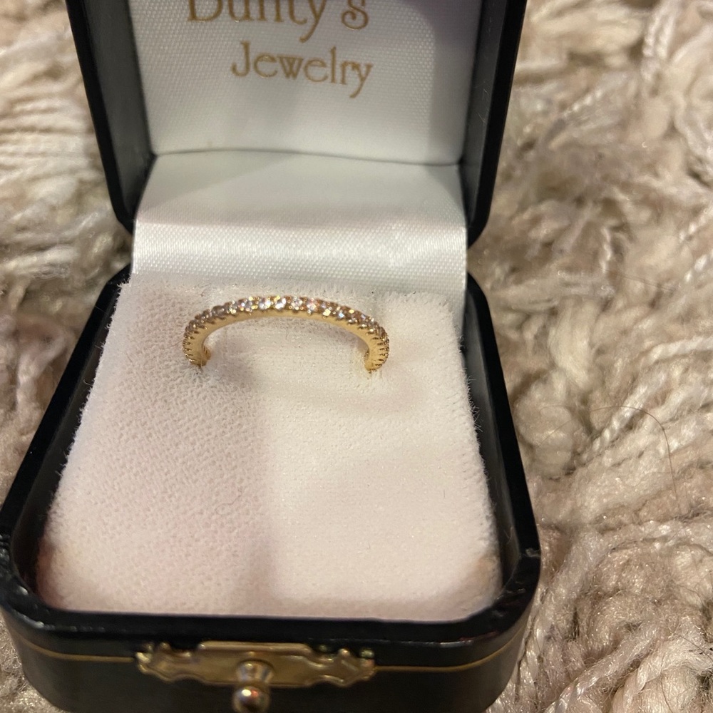 SIZE 7 Rings - Picture 3 of 5